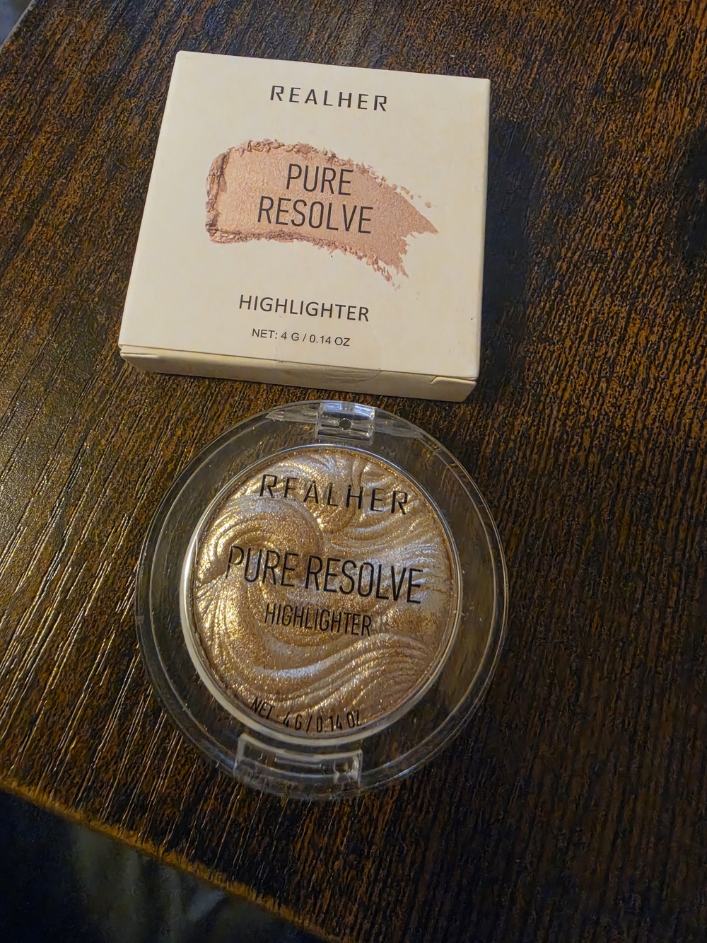 RealHer Pure Resolve Highlighter - Champagne Shimmer